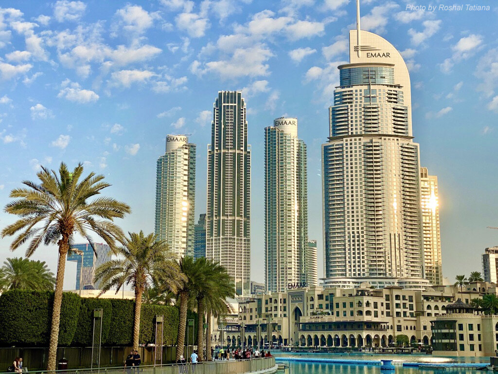 Dubai center. Дубай бурджахилафа. Дубай центр города. Дубаи чудо света. Офисно-деловой центр эмираты.