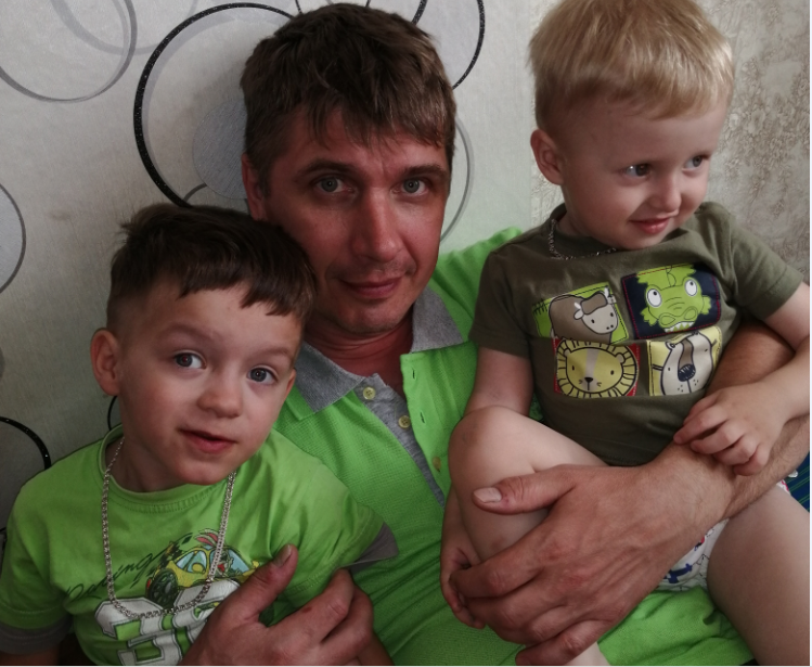  Абстрактное мышление у дошкольников только начинает формироваться, им сложно понять и запомнить то, что нельзя взять в руки, потрогать или увидеть. Научить ребенка месяцам, дням недели и временам года сложно, но при правильном подходе, можно это сделать задолго до школы. Все, что связано с понятием времени, малыши в силах освоить и запомнить. 