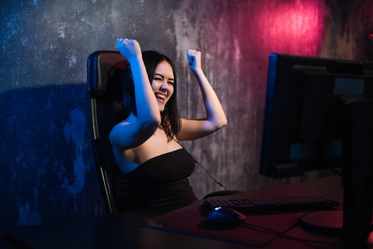 Радуется донату :3