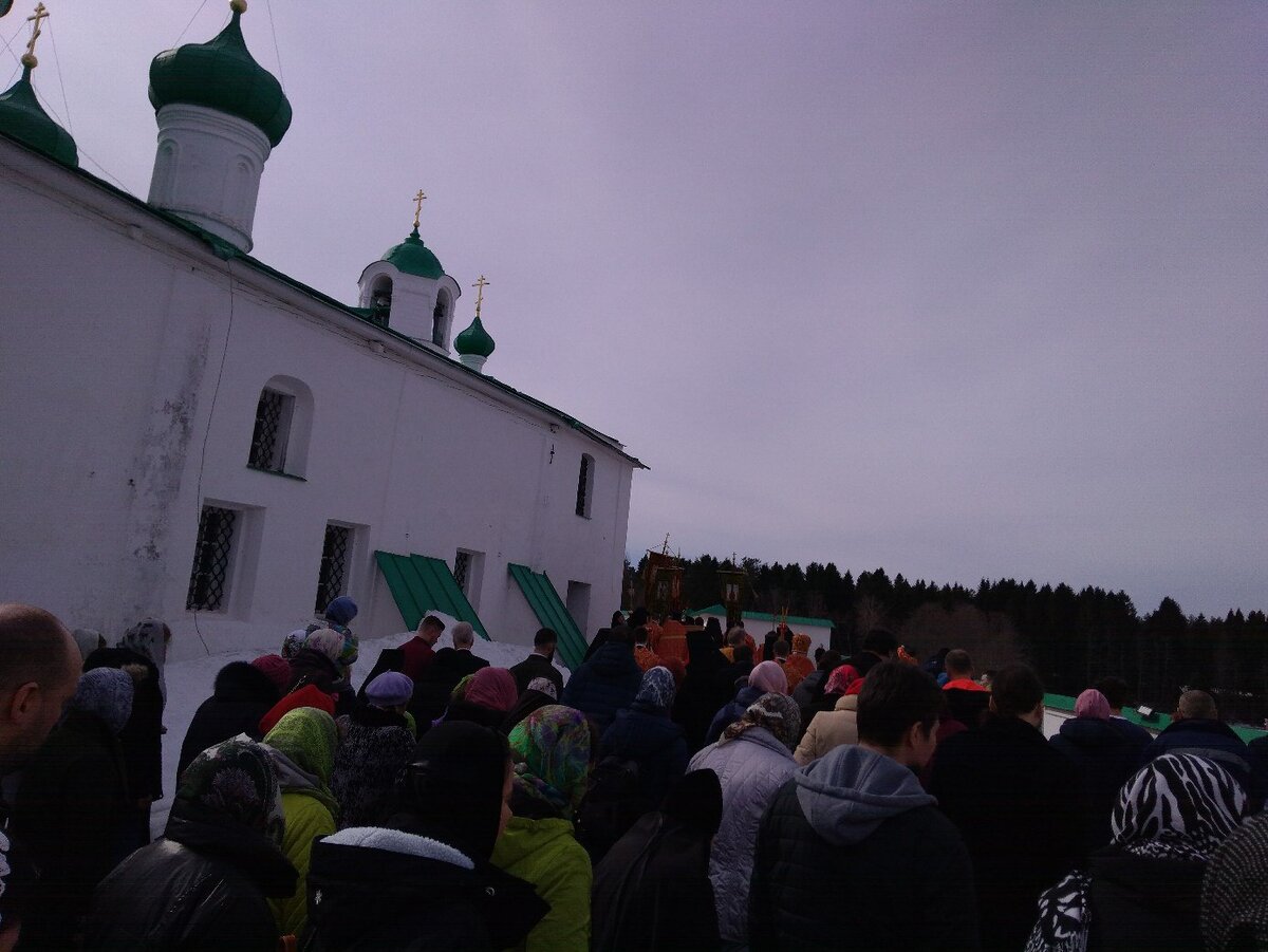 На Троицу 20.6.21 поездка в Александро-Свирский монастырь на место явления  Пресвятой Троицы - Присоединяйтесь! | Свирский паломник СПб | Дзен