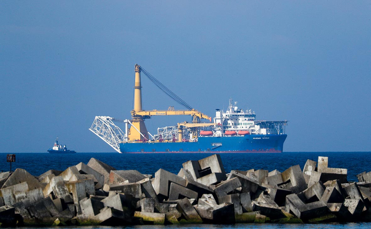 Трубоукладчик «Академик Черский». Фото из свободных источников.