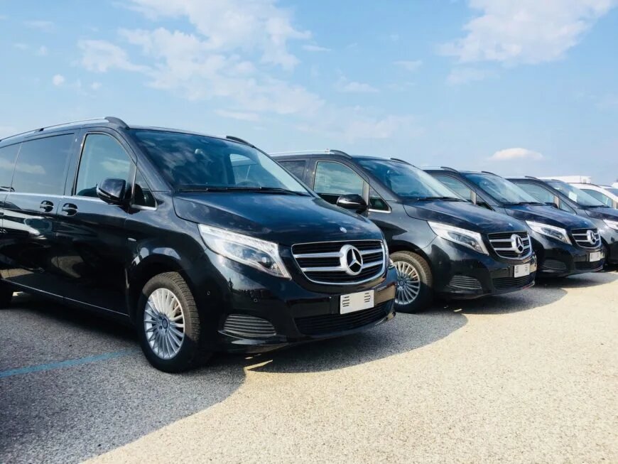 За такую машину мы заплатили 30 долларов.