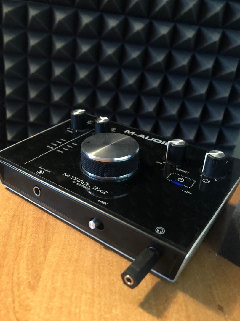 Моя звуковая карта m-audio 2x2 m-track