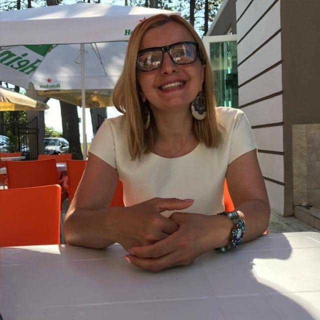 Жанна Русиа