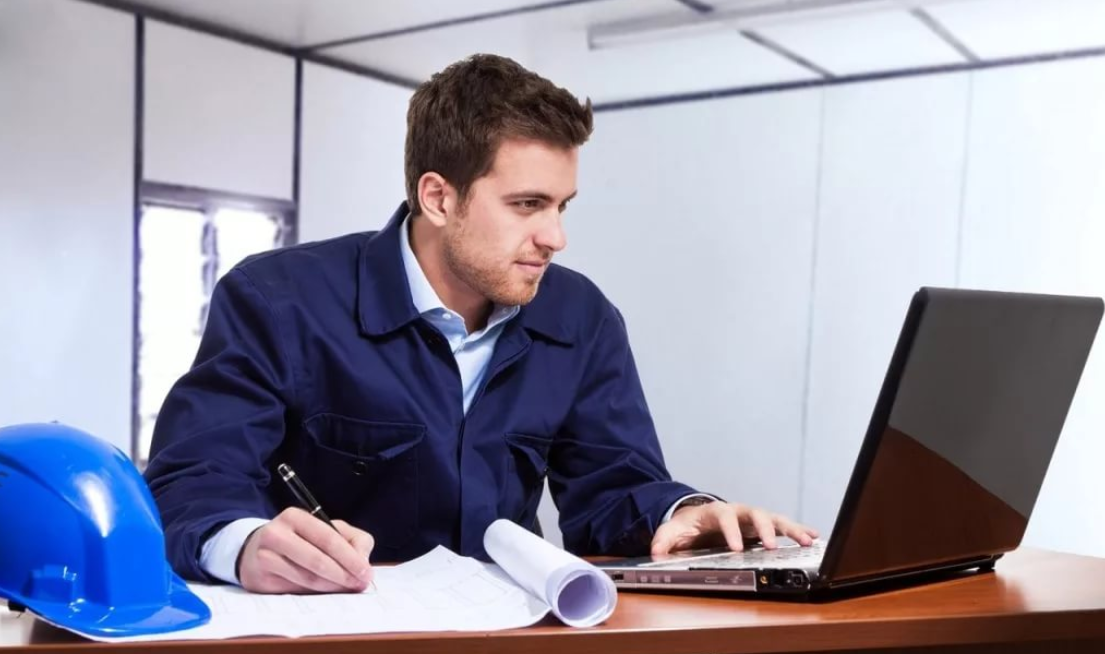 ТОП-10 самых высокооплачиваемых профессий в мире - Технический руководитель