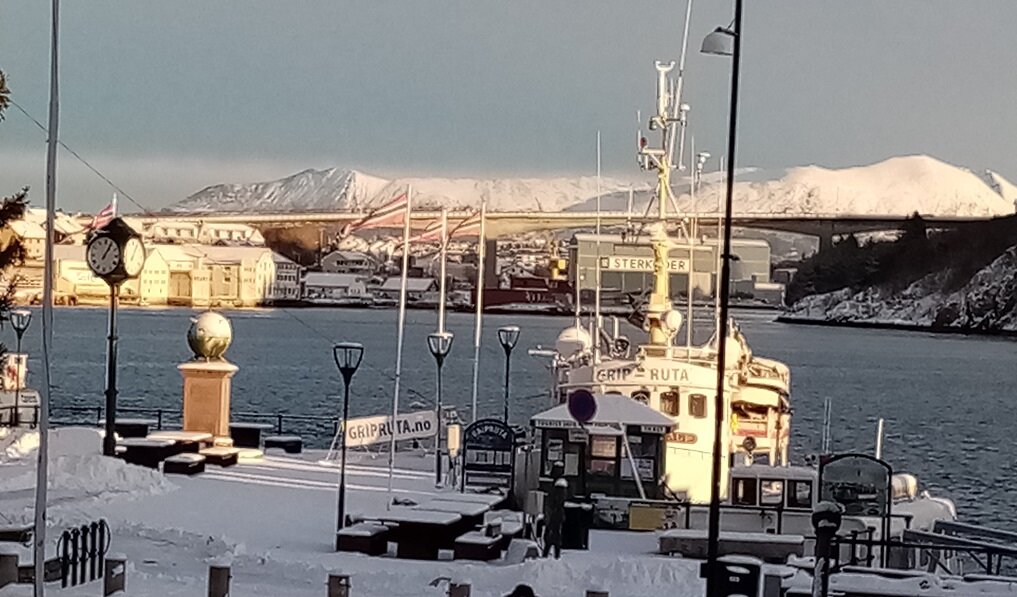 Фото автора. Мой городок, гавань.