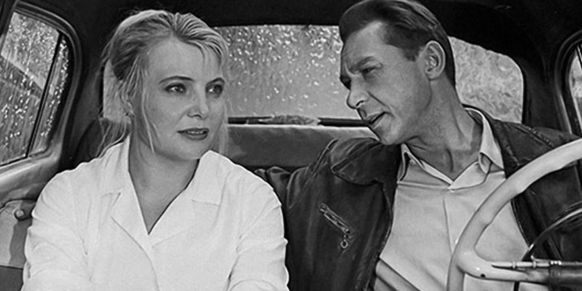 Прав был поэт Леонид Дербенев. В нашей жизни есть только вот такие миги радости...-4