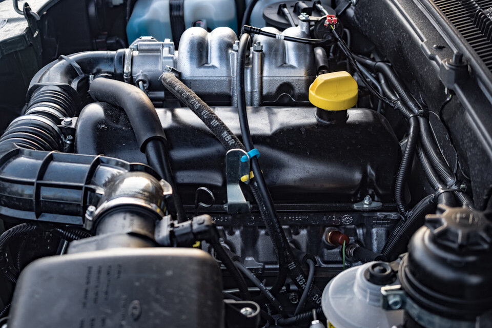 LADA NIVA TRAVEL 2123