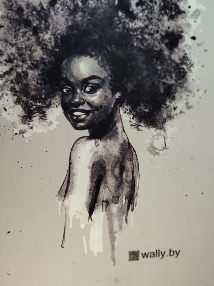 Печать принтером с УФ на бетоне.