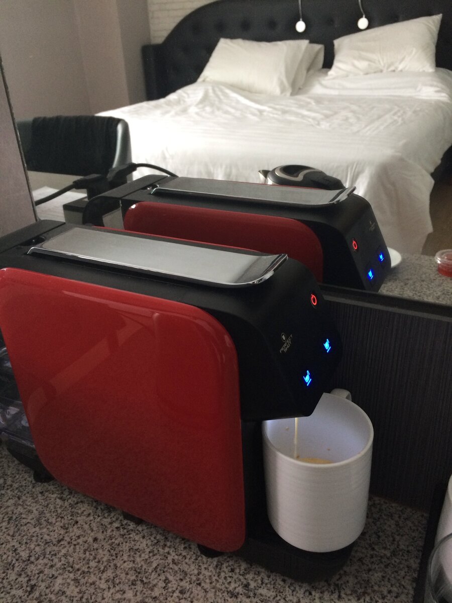 ALQ Quarantine. Pattaya. Citrus Grande Hotel.