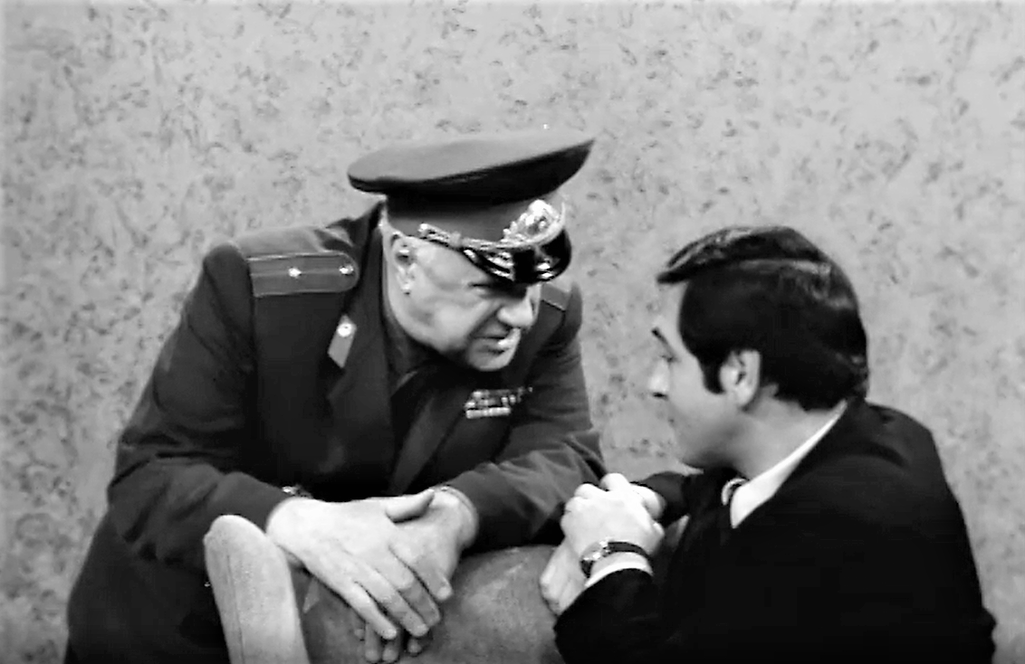 Кадр из фильма-спектакля "Самый последний день" (1973)