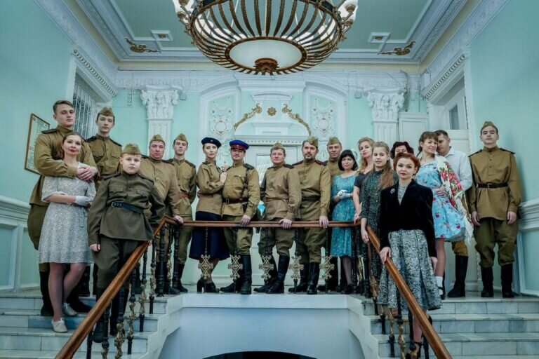    В Оренбурге прошел показ военной формы и костюмов 1940-х годов Белов Михаил Александрович