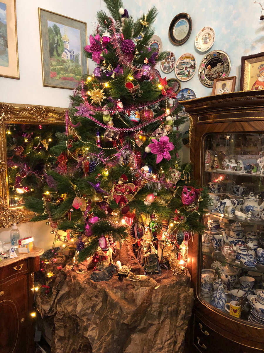 Это моя ёлка в прошлом году! Фото из личного архива 