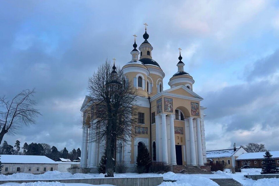     Свято-Успенский Вышенский монастырь через два года отреставрируют до конца. Фото: страница ВКонтакте Артема Бранова.