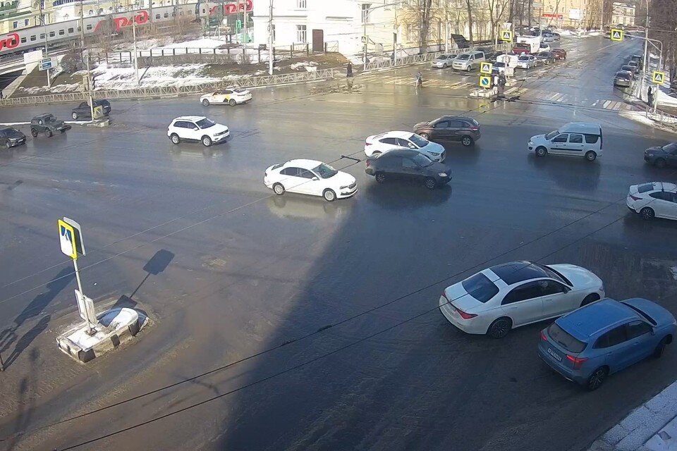     На перекрестке Первомайского проспекта и улицы Вокзальной изменится схема движения транспорта.