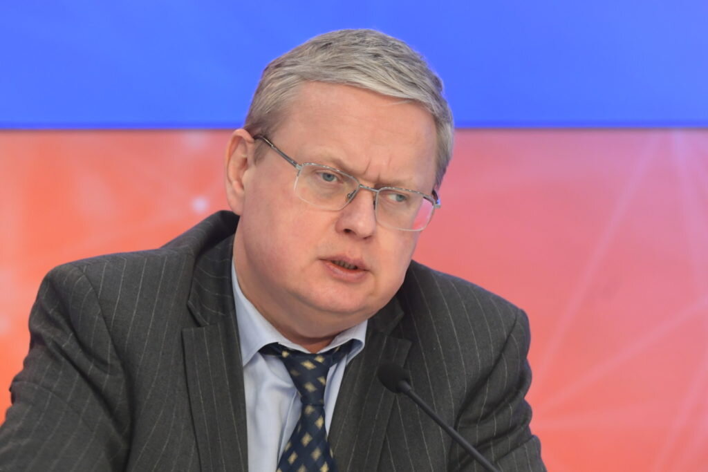    Депутат Государственной Думы РФ, заместитель председателя Комиссии ГД по расследованию фактов вмешательства иностранных государств во внутренние дела России Михаил Делягин. Владимир Трефилов / РИА Новости