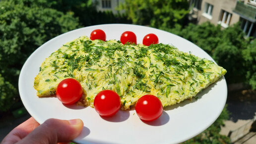 Просто натрите кабачки и добавьте яйца! Всего 2 ингредиента! Так вкусно, что готовлю каждый день летом!