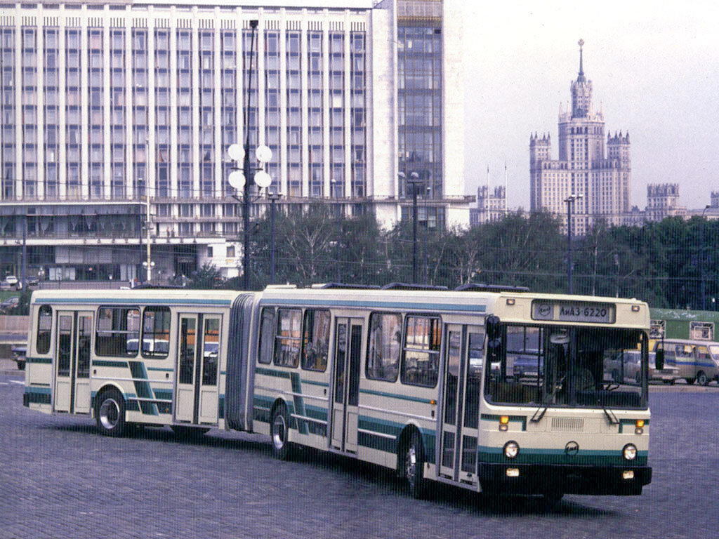 Сочлененный автобус. Лиаз 6220. сварз лиаз 6220. лиаз 5256 гармошка. лиаз 5256 сочлененный.