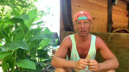 юра деньги. где мои деньги. юра деньги. юра деньги. мужчина с деньгами.