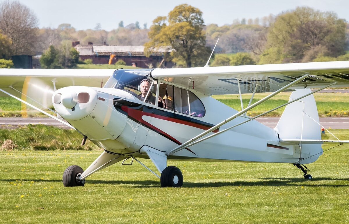 Piper PA-12 Super Cruiser
