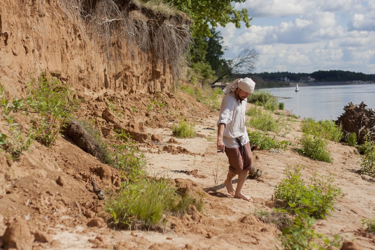 Песчаный берег - хорошее место для реализации подобной затеи
