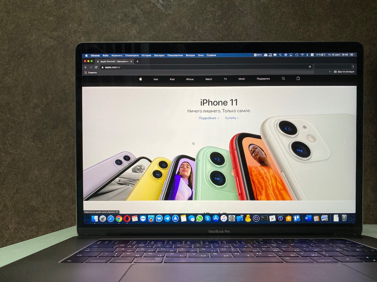 К сожалению, в сервисе не было оригинальной клавиатуры, поэтому после ремонта у меня появилась русская раскладка, от которой я за 3 года успел отвыкнуть. 