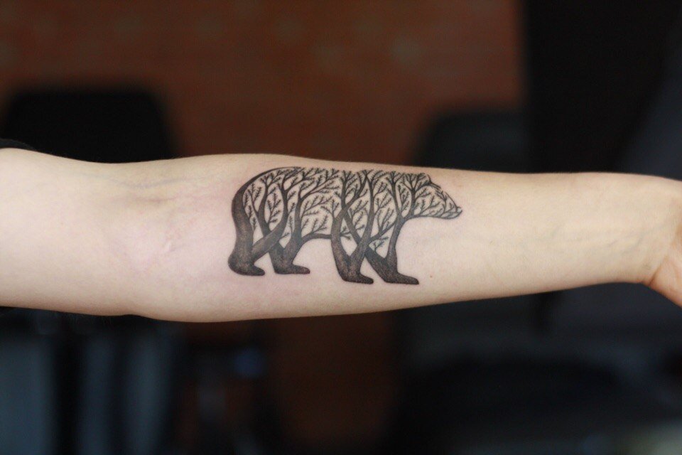 Моя первая тату. Ассоциируется с моей любовью к природе и животным