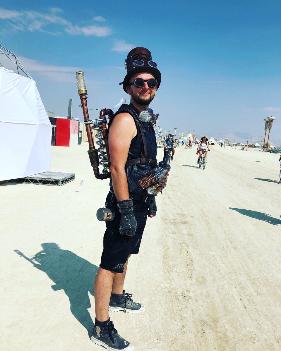 Burning Man или я как съездил в лучшее место на земле … | Alex Boiarintsev  | Дзен