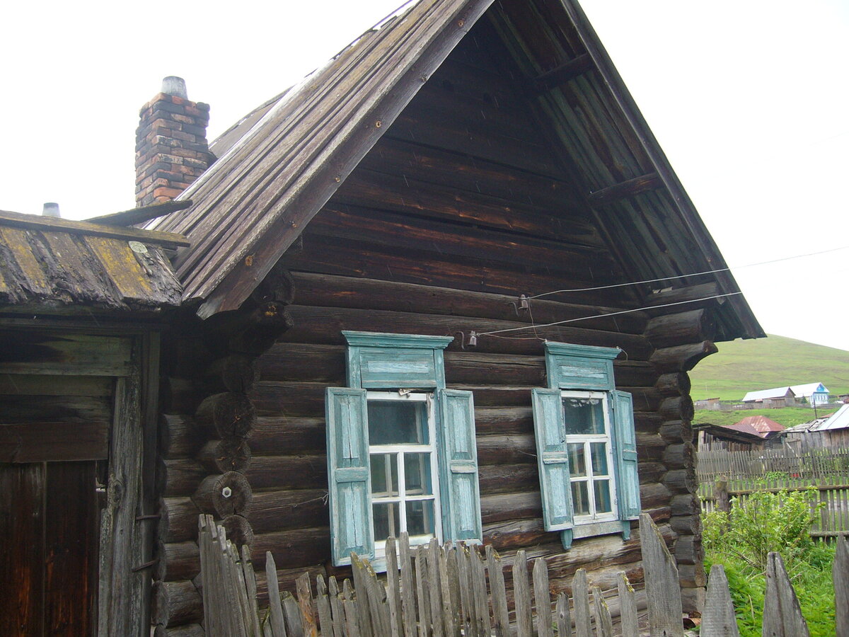 Нашему дому в деревне больше 100 лет. Что мы нашли ценного впервые месяцы |  Мастерская 