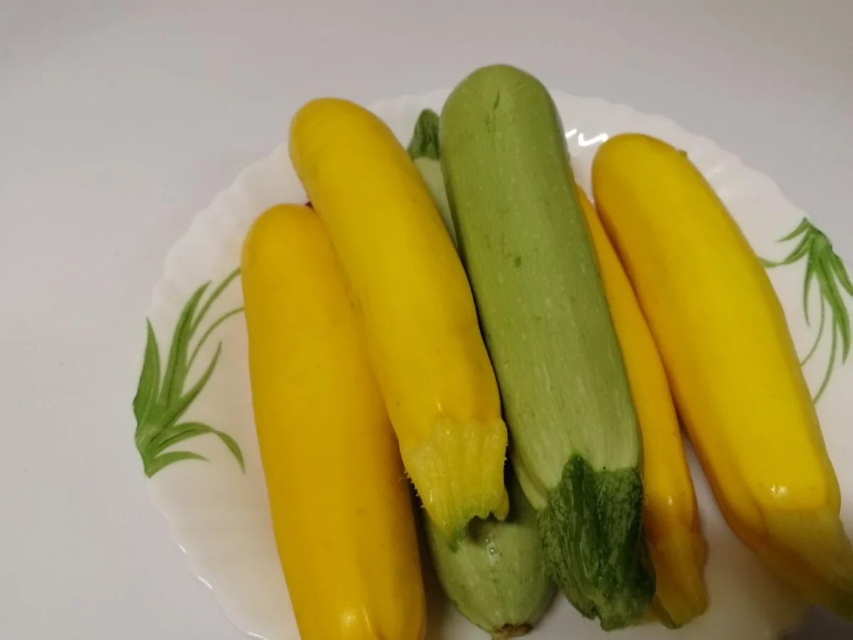 На блюде Искандер и Атена Полька