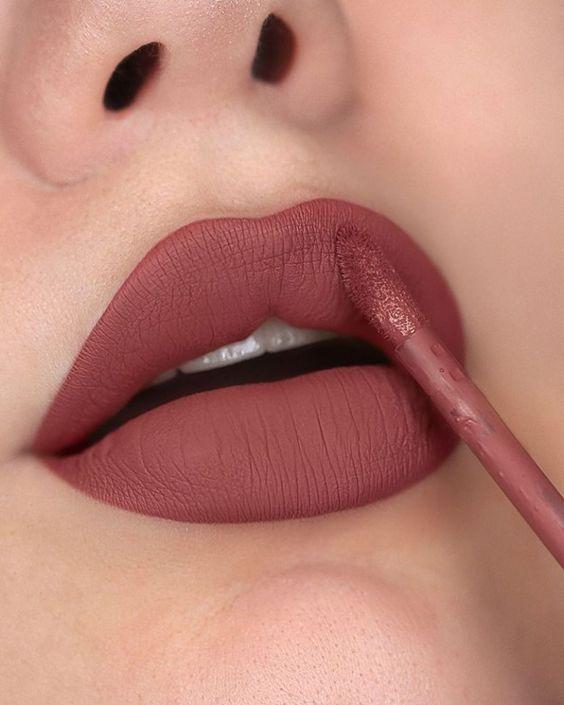 Жидкая матовая помада для губ SOFT MATTE LIPSTICK, SHIK (07 Hot)