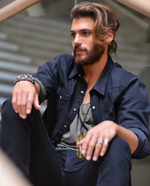 Джан Яман Can Yaman