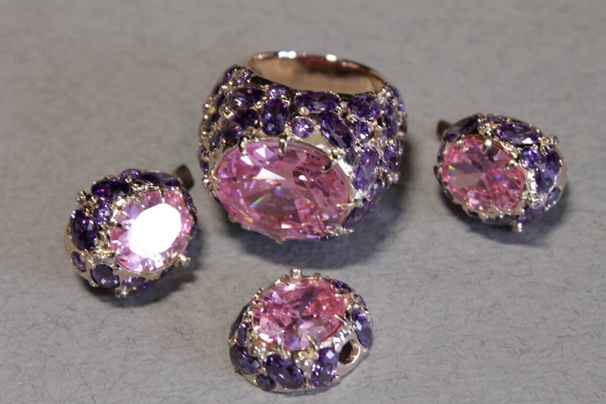 Золотой комплект украшений