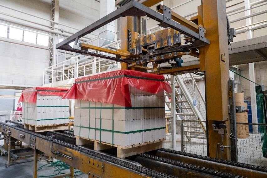 Процесс упаковки блоков