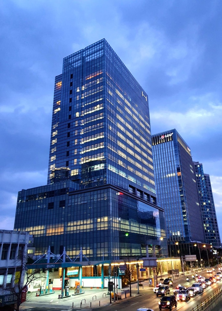 Бигхит. Музей hybe в сеуле. Hybe insight bts. Здание hybe. Hybe новости.