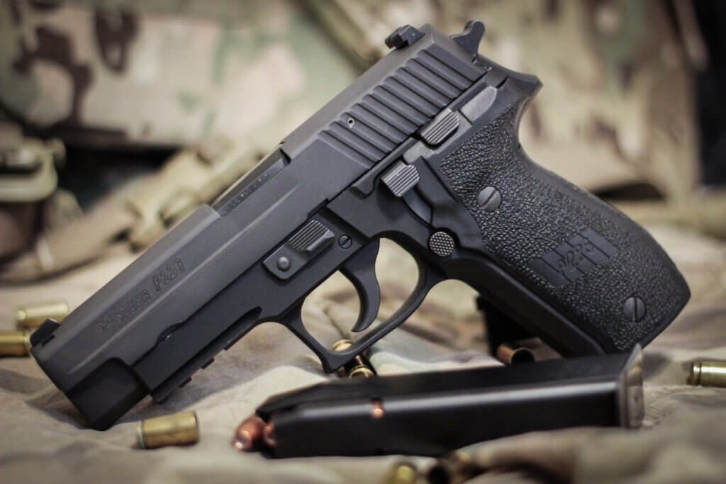 Пистолет Sig Sauer P226