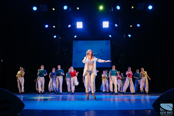 Участников IV Всероссийского открытого конкурса юных дарований «Стартуем к звездам» поздравили из космоса