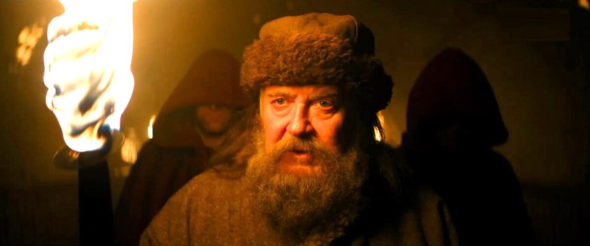 Теперь понятно, кем был и чем питался Иван Сусанин и почему поляки не вышли из того тёмного леса. 