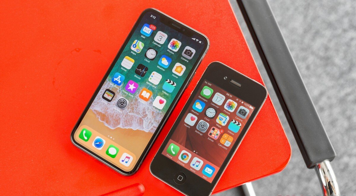 А тут сравнили с IPhone 4S