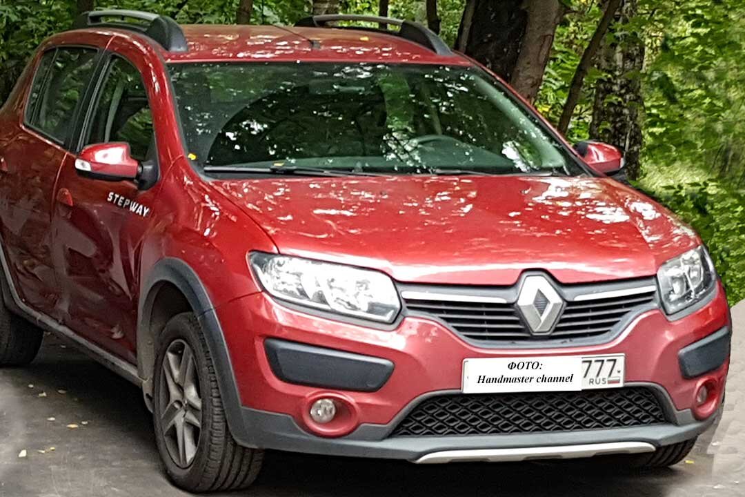Пример сложного выбора Renault Sandero Stepway - кроме "механики" в линейке есть комплектации с АКПП и вариатором