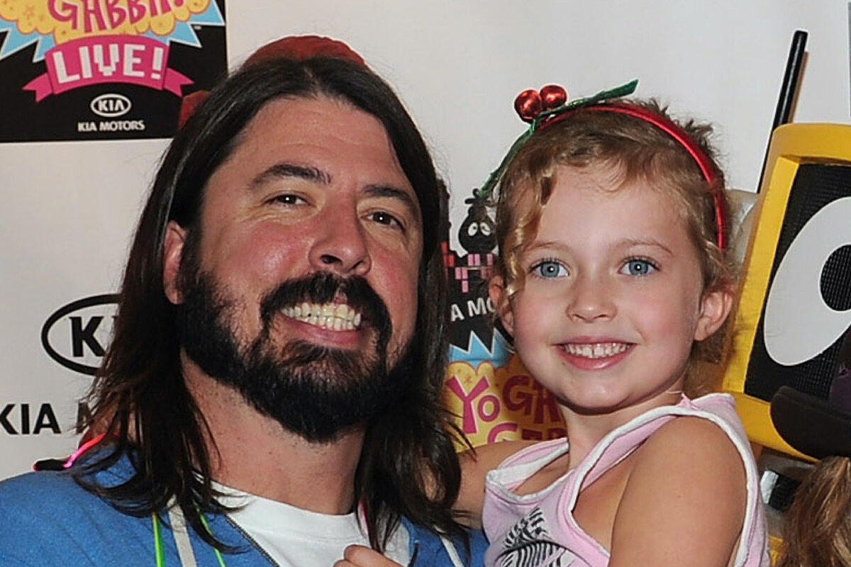 DAVE GROHL: «СЭР ПОЛ ДАЛ ПЕРВЫЙ УРОК МОЕЙ ДОЧЕРИ» | Слова и музыка  Матецкого | Дзен