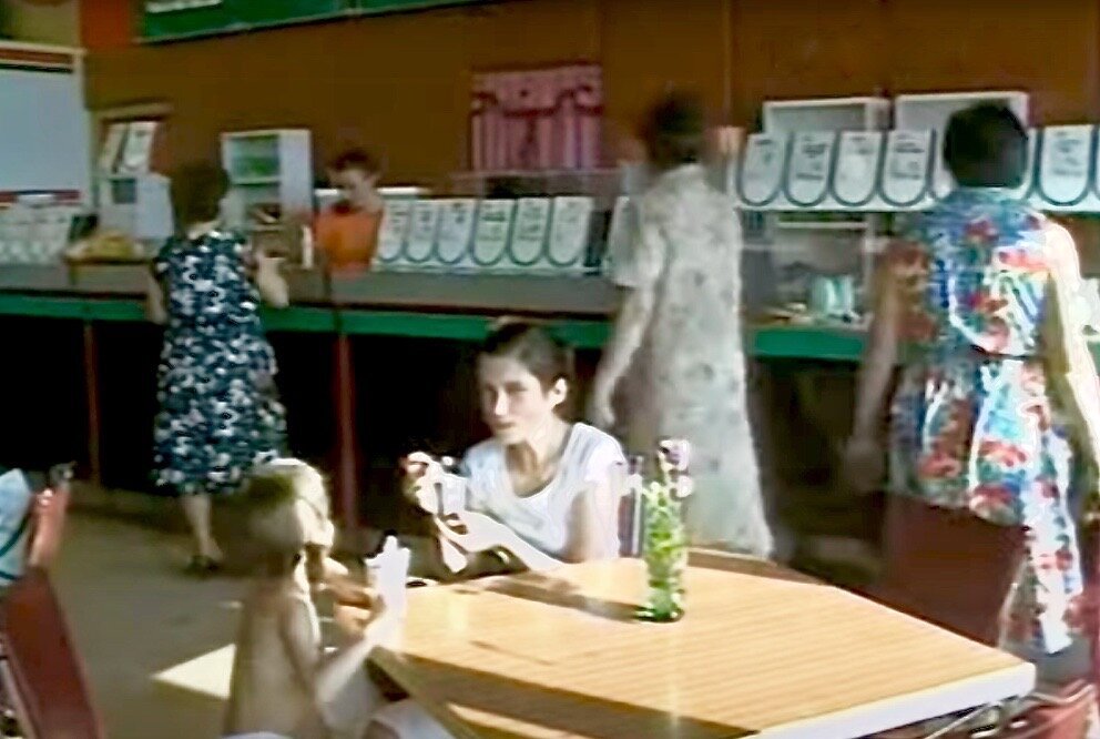 Кафетерий в магазине "Кулинария" 80-е годы.