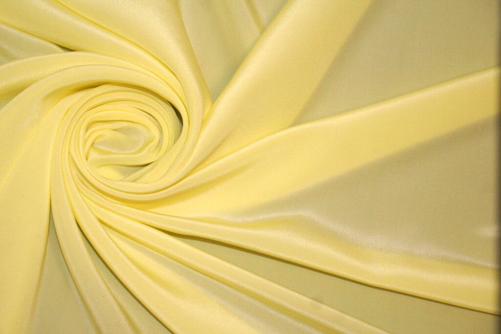 Крепдешин шелковый желтый 