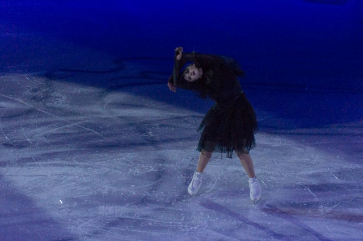    В таком образе фигуристка вышла на показательный танец в рамках ЧР в Красноярске.