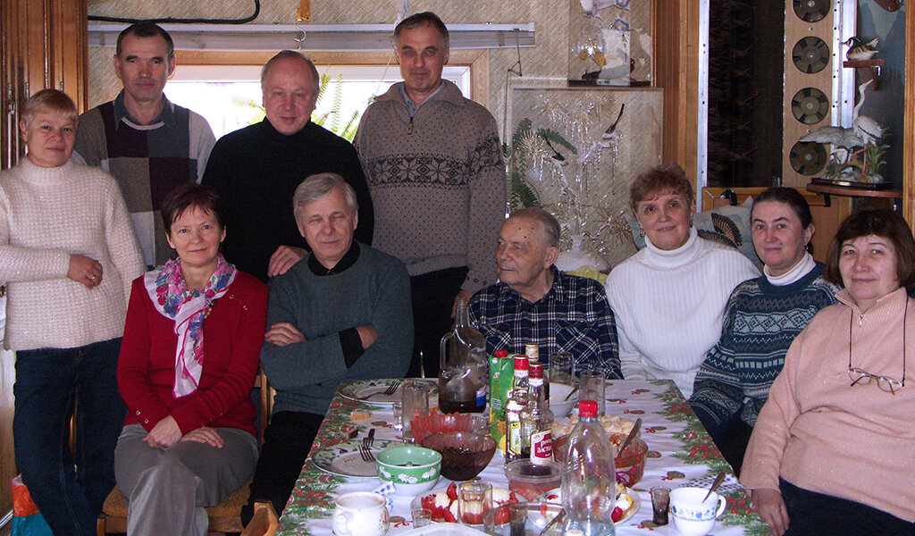 1 января 2008 г в доме Алексея Зеля. В центре - Олег Антонович Зеля (здесь ему 91). Фото из семейного архива