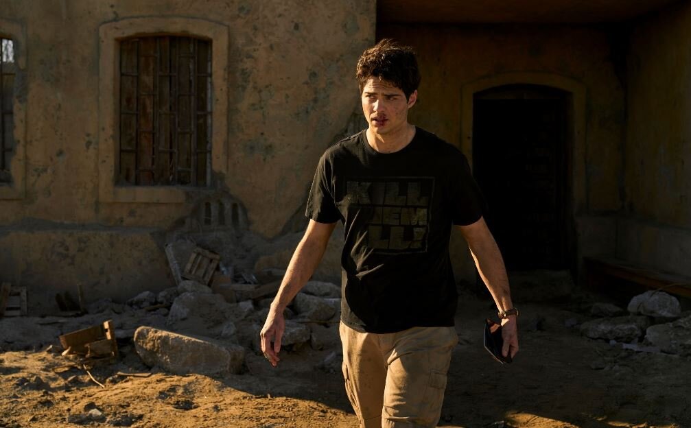 Кадр из этого хорошего сериала