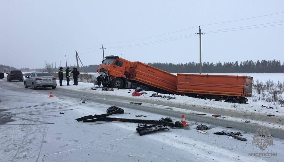    В тройном ДТП на орской трассе около села Каменноозерное погиб ребенок, еще двое пострадали Андрей Севостьянов