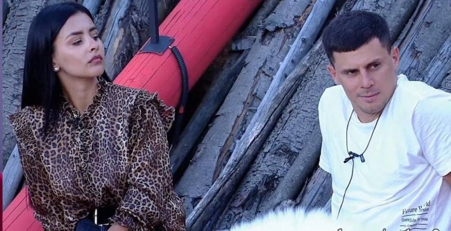 Участники проекта дом 2 Кристина Бухынбалтэ и Иван Барзиков, фото из яндекс картинки.