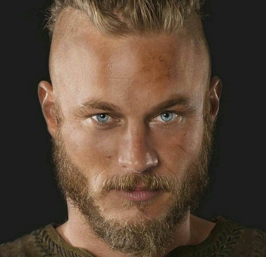 Изображение Рагнара было взято из архива yandex.ru