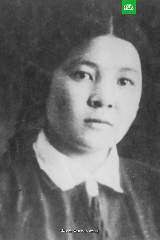 Маншук Маметова